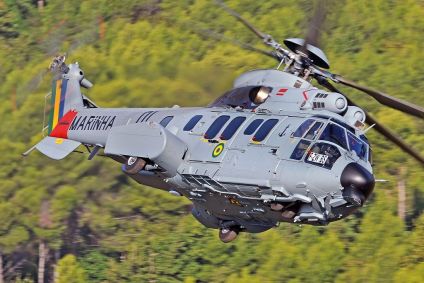Segundo a Marinha, a aeronave era do modelo UH-15 Super Cougar, pertencente ao 2º Esquadrão de Helicópteros de Emprego Geral, e participava do &quot;exercício operativo realizado na região de Formosa&quot;