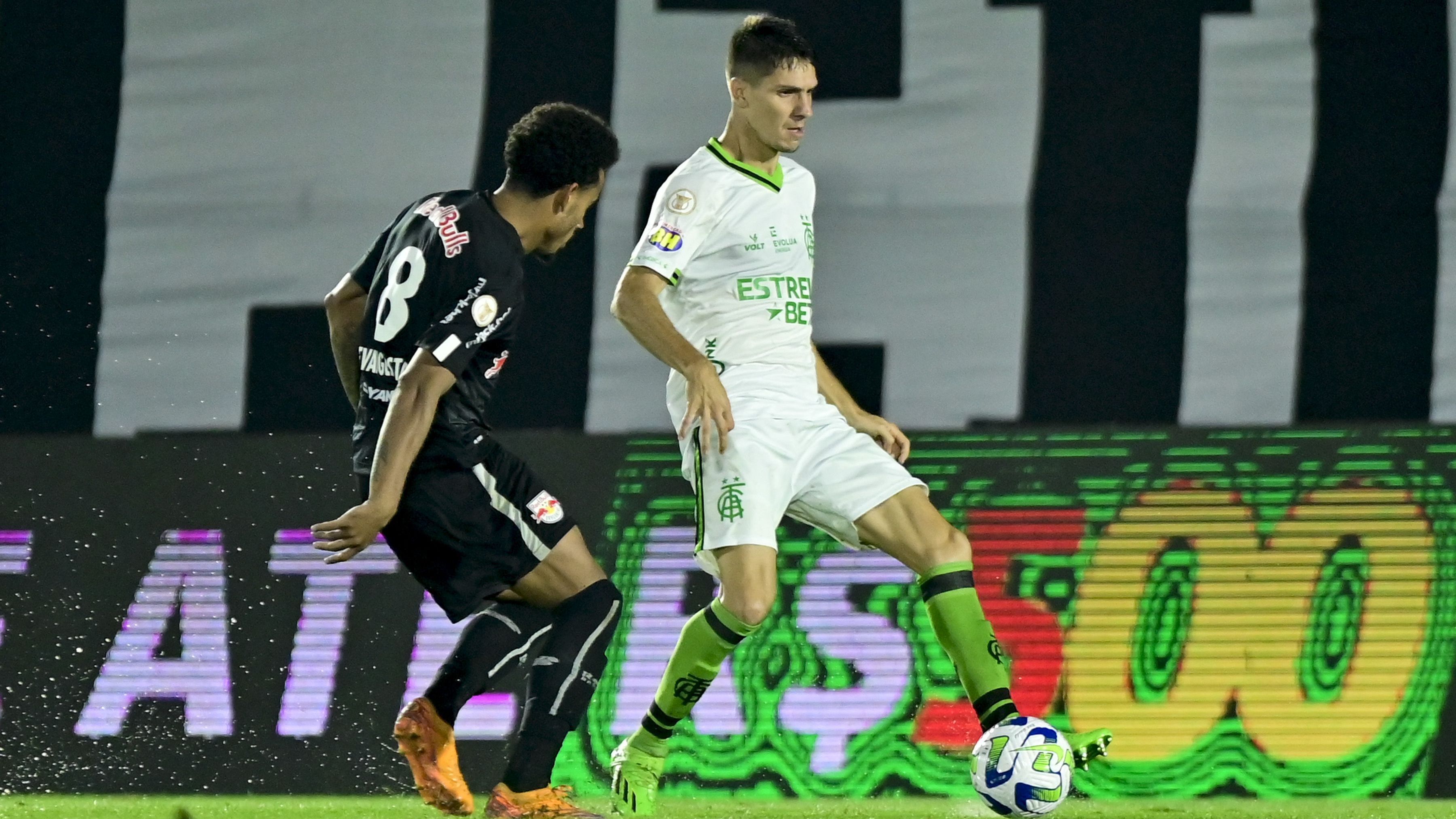 América-MG e Bragantino se enfrentam pela Copa Sul-Americana