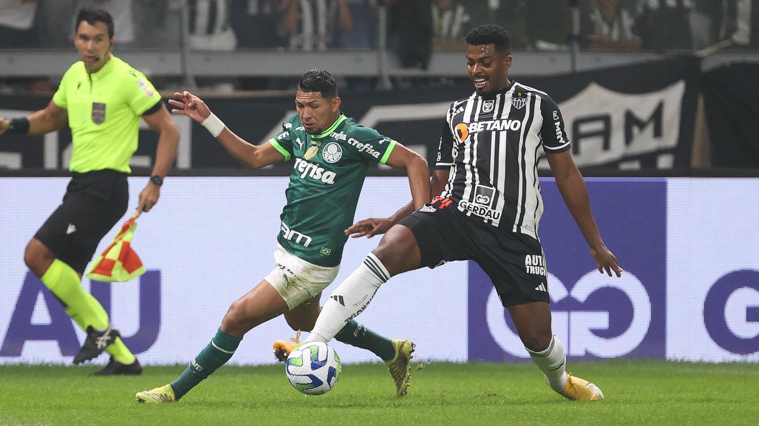 Atlético-MG e Palmeiras se enfrentam pela Libertadores