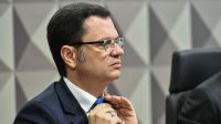 Defesa de Torres leva ex-ministros e delegados ao STF nesta semana