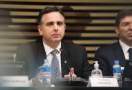 Pacheco defende que PEC da reforma tributária estabeleça “teto” para o IVA