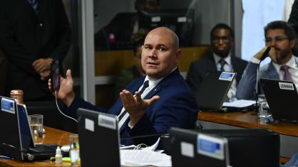 Deputado Abilio Brunini durante sessão da CPMI do 8/1