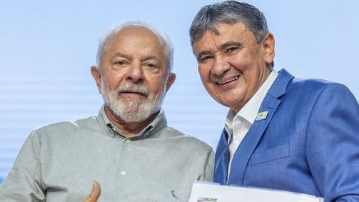 O presidente Luiz Inácio Lula da Silva (PT) e o ministro Wellington Dias, do Desenvolvimento e Assistência Social, Família e Combate à Fome