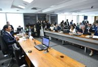 Governistas admitem CPMI do INSS e articulam por relatoria