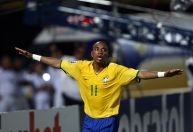 Das pedaladas ao estupro: relembre a carreira de Robinho