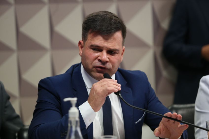 Ex-diretor-geral da Polícia Rodoviária Federal (PRF), Silvinei Vasques, prestando depoimento à Comissão Parlamentar Mista de Inquérito (CPMI) do 8 de janeiro • Wilton Junior/Estadão Conteúdo/