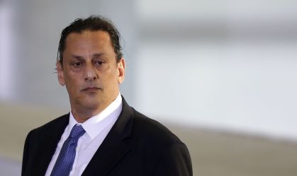 Wassef culpa Wajngarten por recompra de relógio no caso das joias; PF vê ligação do advogado com Cid