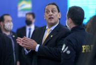 PF consegue acessar conteúdo de celulares apreendidos de Wassef