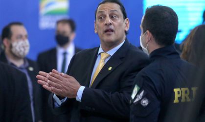 Fred Wassef, advogado dos Bolsonaro, também é alvo da PF em ação sobre venda de joias