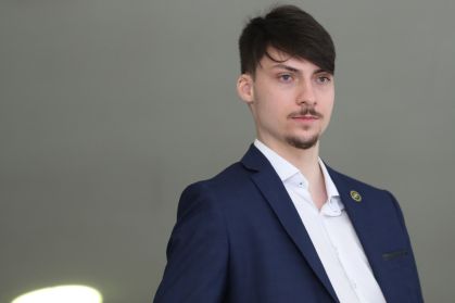 Jair Renan Bolsonaro é alvo de mandado de busca e apreensão da Polícia do DF
