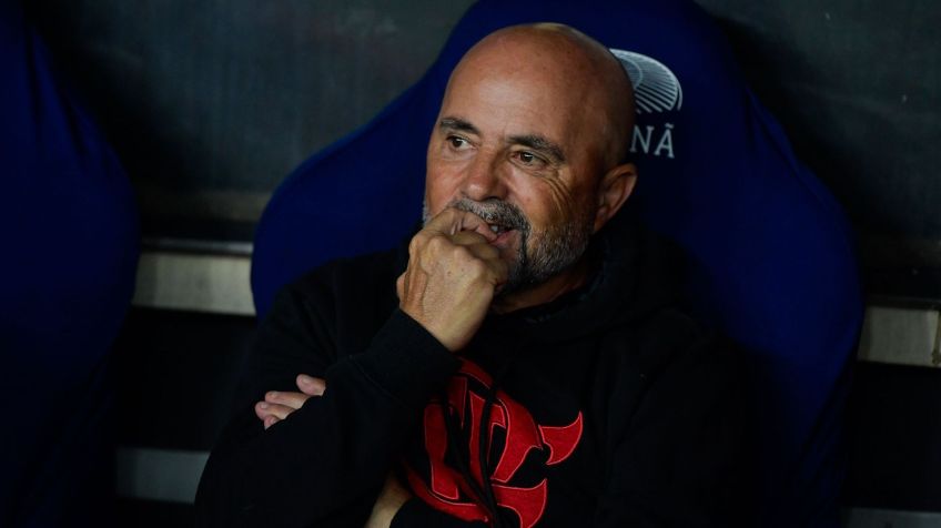 Jorge Sampaoli, técnico do Flamengo, não fixou um time base e lidou com a briga entre o auxiliar técnico, Pablo Fernandez, e o atacante Pedro. / THIAGO RIBEIRO/AGIF - AGÊNCIA DE FOTOGRAFIA/ESTADÃO CONTEÚDO