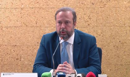 Apagão foi evento extremamente raro e segurança energética não corre risco, diz ministro