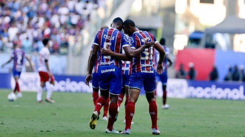 Bahia goleou o Red Bull Bragantino na Fonte Nova, em Salvador