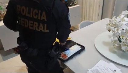 Polícia Federal prende 11 pessoas em operação contra o garimpo ilegal em território Yanomami