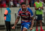 Marinho faz golaço de falta e classifica Fortaleza na Sul-Americana