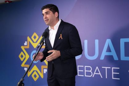 Otto Sonnenholzner, candidato à Presidência do Equador