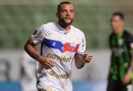 Fortaleza domina, vence em BH e complica o América-MG na Sul-Americana