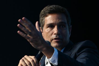 Roberto Campos Neto presidente do Banco Central, participa de debate sobre as oportunidades do Brasil, organizado palo Esfera Brasil no Grande Hotel Resort no Guarujá São Paulo, neste sábado (26).