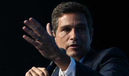 Roberto Campos Neto presidente do Banco Central, participa de debate sobre as oportunidades do Brasil, organizado palo Esfera Brasil no Grande Hotel Resort no Guarujá São Paulo, neste sábado (26).