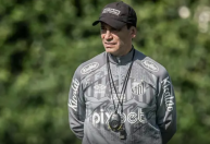 América-MG encaminha contratação do técnico Fabián Bustos, ex-Santos