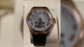 Relógio do conjunto de itens masculinos da marca Chopard intitulado &quot;kit rose&quot;