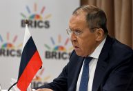 Rússia diz que presença de tropas da Otan na Ucrânia seria "inaceitável"