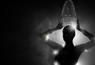 Concorrentes denunciam Miss Universo Indonésia por obrigá-las a fazer topless
