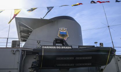 Tribunal Militar condena tenente e marinheiro que receberam mulheres para sexo na Ilha da Moela