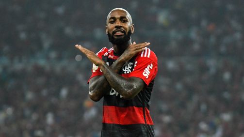 Gerson trocou socos com Varela em treino do Flamengo