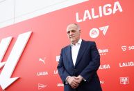 Presidente de LALIGA volta a criticar Rubiales: “Um energúmeno que toca os genitais”