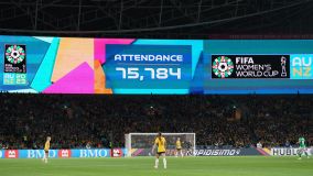 Estreia da anfitriã Austrália registrou o maior público da história do país para um jogo de futebol, feminino ou masculino