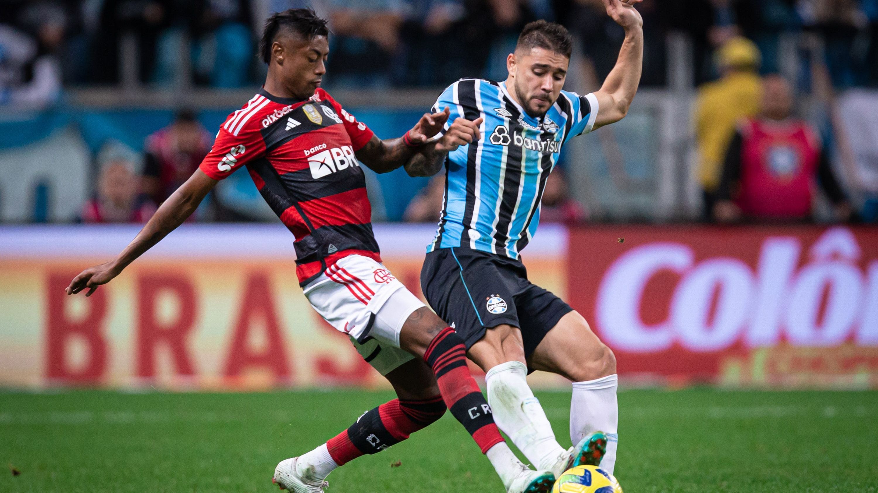 Gremio v Flamengo - Copa do Brasil: Semi Final
