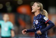 Artilheira da Holanda na Copa é fã de Ronaldinho e tem pai que jogou com Van Basten