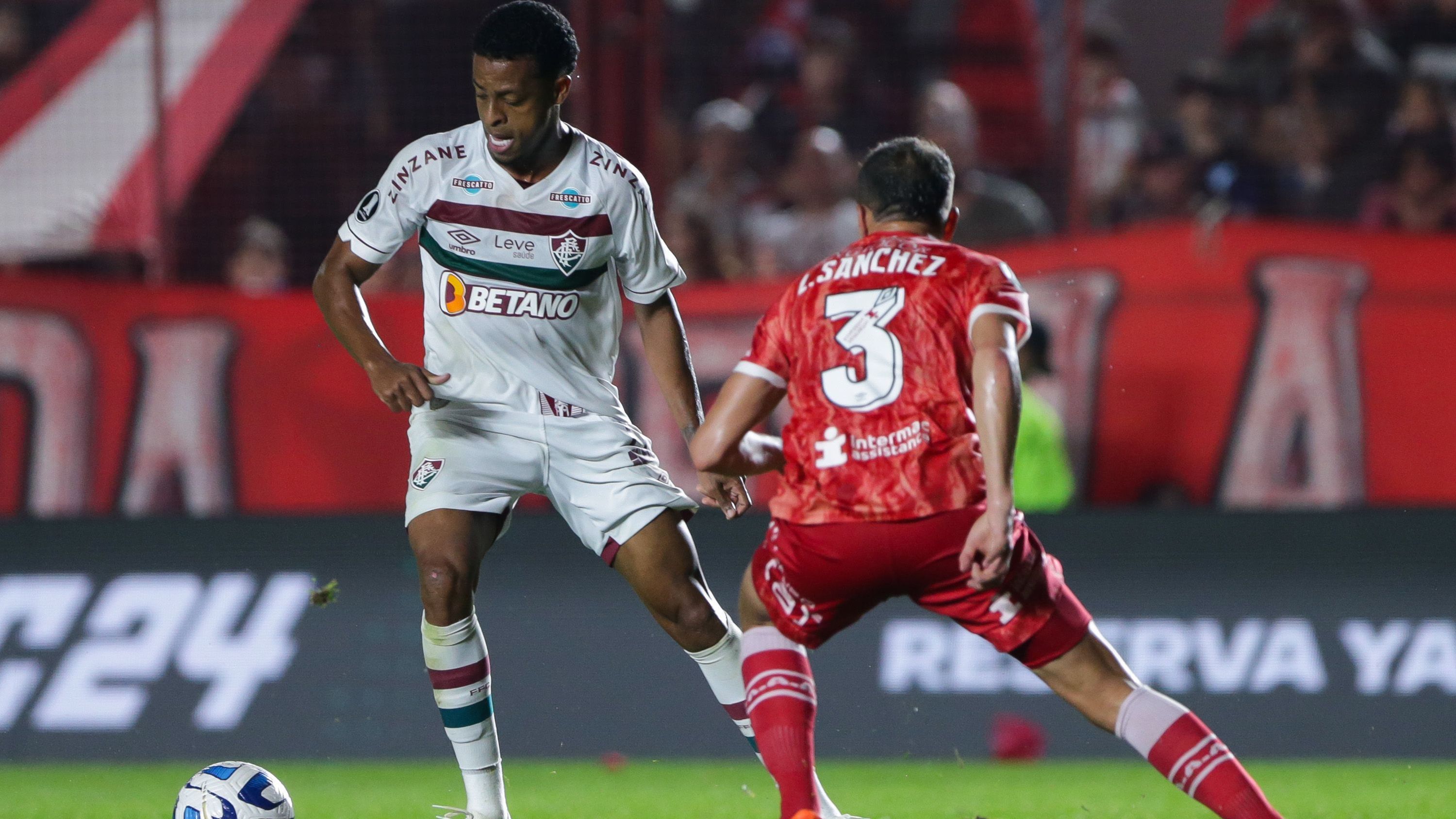 Argentinos Juniors e Fluminense empataram em 1 a 1 na Argentina