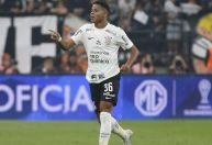 Sul-Americana: Corinthians vira sobre o Newell’s Old Boys e sai em vantagem nas oitavas