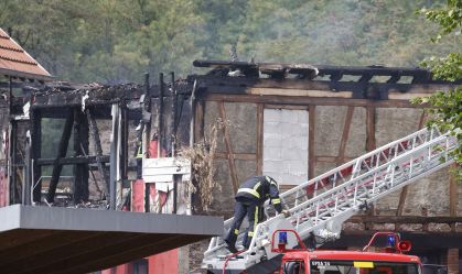 Incêndio em abrigo para deficientes deixa 11 mortos na França