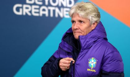 A técnica Pia Sundhage, durante o jogo entre Brasil e Jamaica