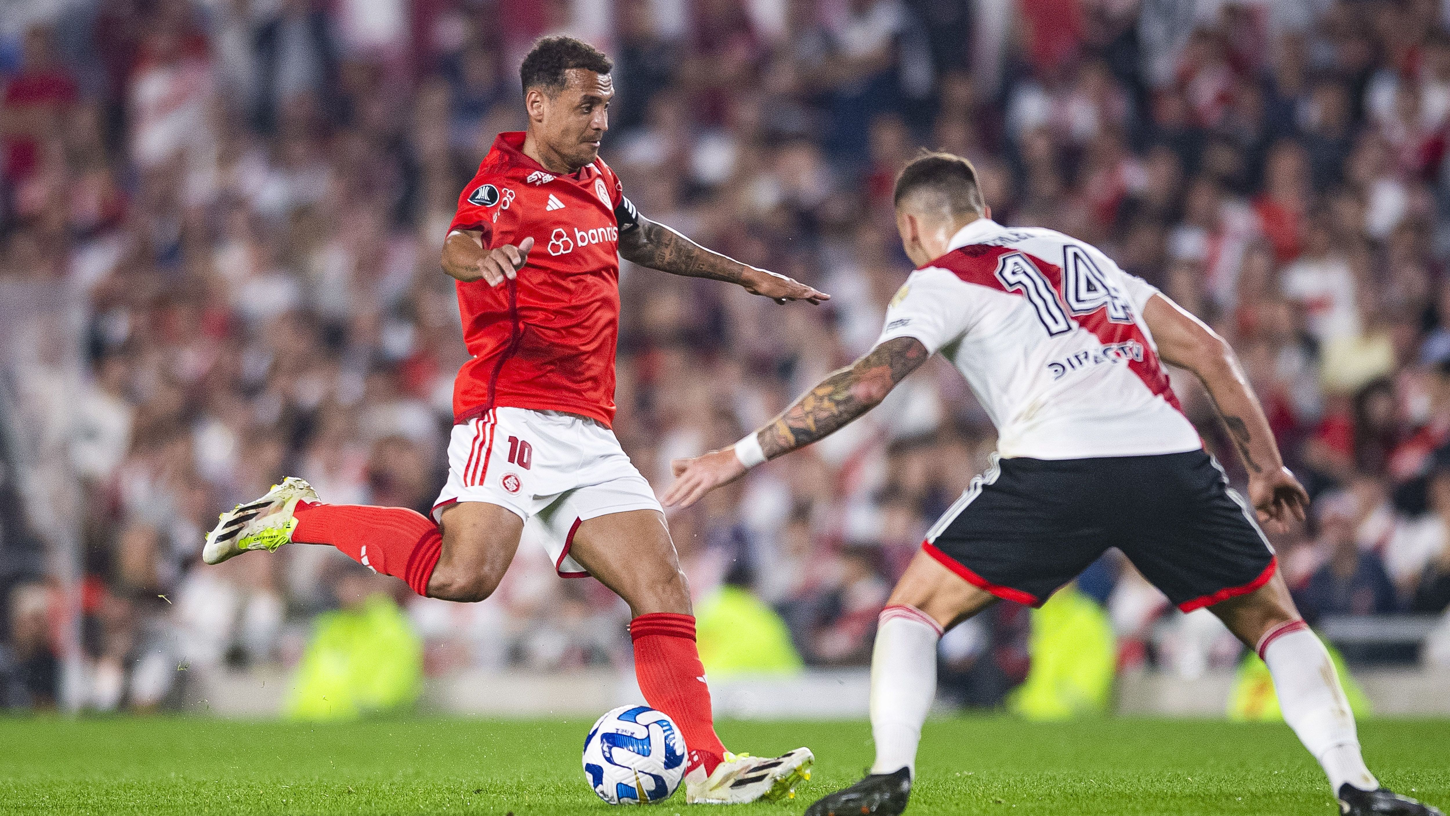 Inter e River Plate no Monumental de Nuñez