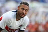 Neymar é informado por técnico que está fora dos planos do PSG, diz site