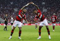 Gabigol, comemorações e Goku: 5 momentos em que Dragon Ball e futebol jogaram juntos