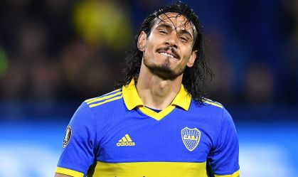 Cavani estreia pelo Boca Juniors, perde chance clara, mas vai às quartas da Libertadores