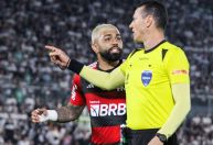 Atual campeão, Flamengo leva três do Olimpia e é eliminado da Libertadores