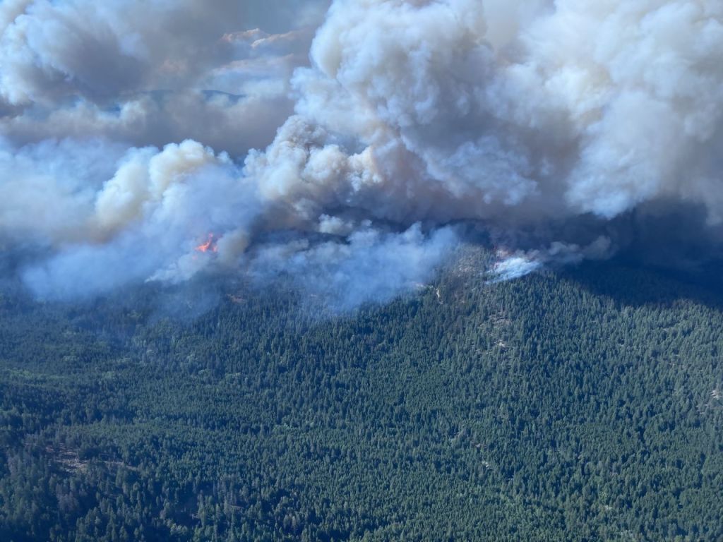 Incêndios florestais em West Kelowna, na Colúmbia Britânica, no noroeste do Canadá, em 2023 / BC Wildfire Service/Handout/Anadolu Agency via Getty Images