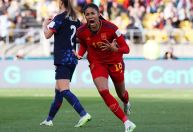 Na prorrogação, Espanha elimina a Holanda e é a primeira semifinalista