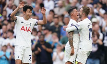 Tottenham coloca United na “roda” e vence a primeira após saída de Harry Kane