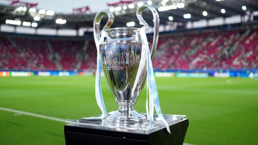 O troféu da Champions League vencido pelo Manchester City