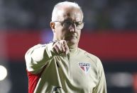 Dorival nega antecipar férias no São Paulo; Entenda o motivo
