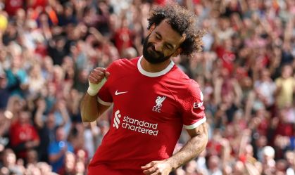 Liverpool vira sobre Bournemouth e conquista primeira vitória na Premier League