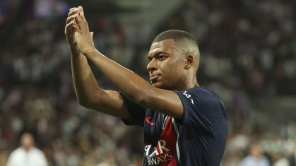 Mbappé estreou na temporada com gol contra o Toulouse