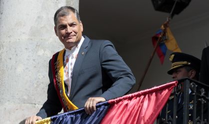 Vitória de aliada abriria caminho para retorno de Correa à presidência do Equador, aponta especialista